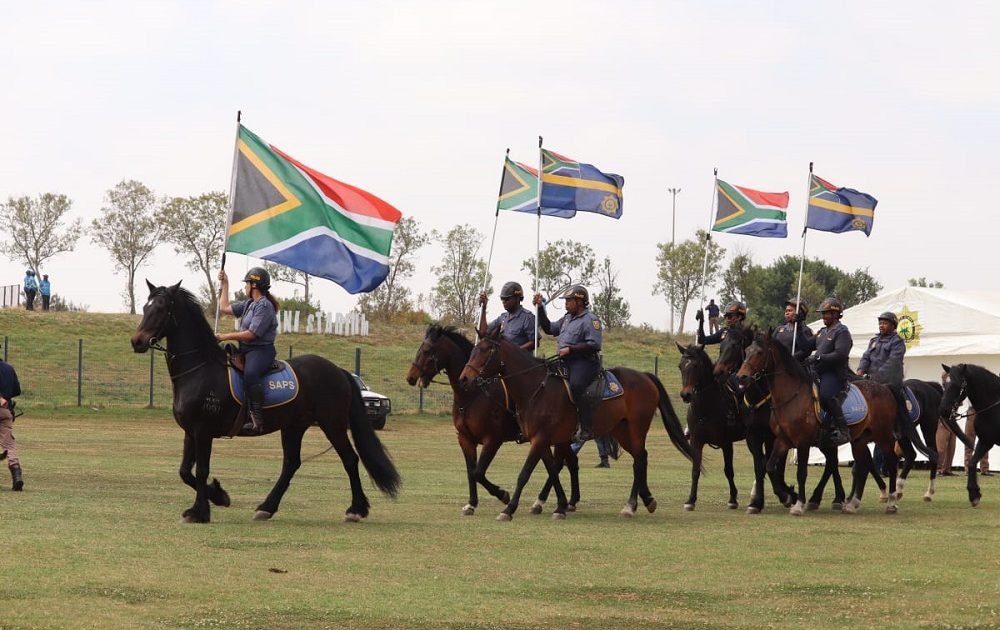 Xhakaza urges residents to be vigilant during the festive season – SABC News