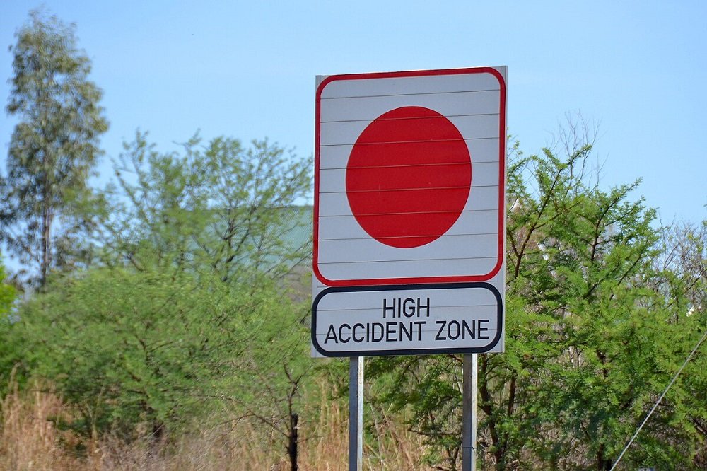 Eastern Cape crash claims four lives – SABC News