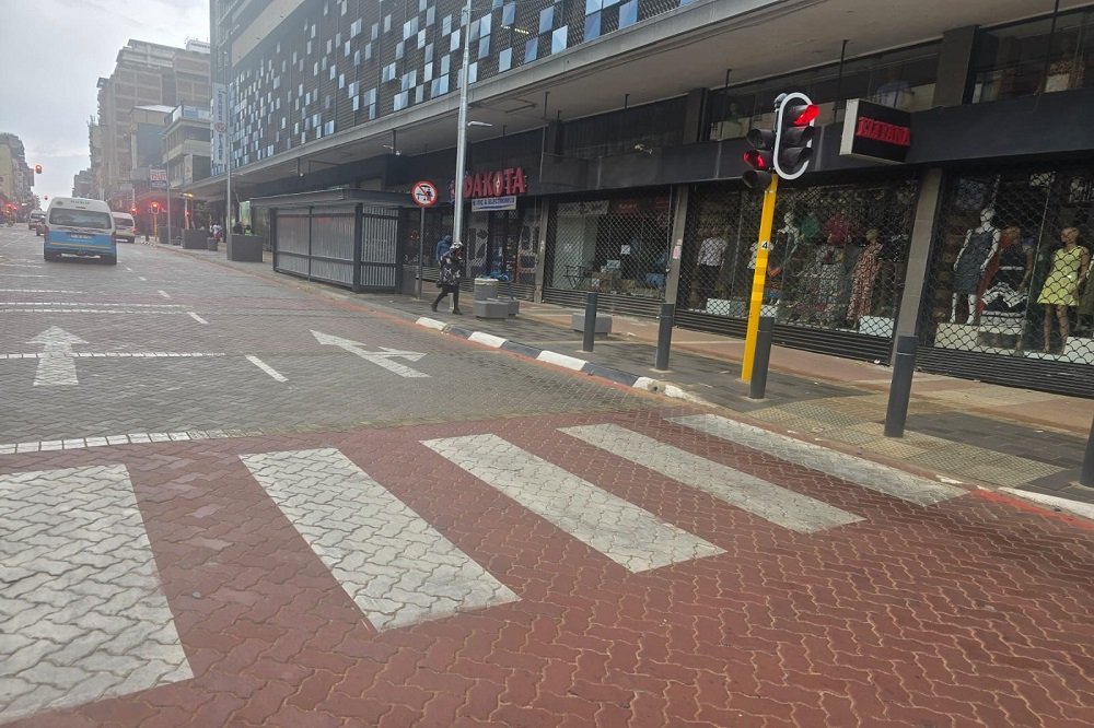 Mayor Morero declares bylaw enforcement in Joburg CBD – SABC News