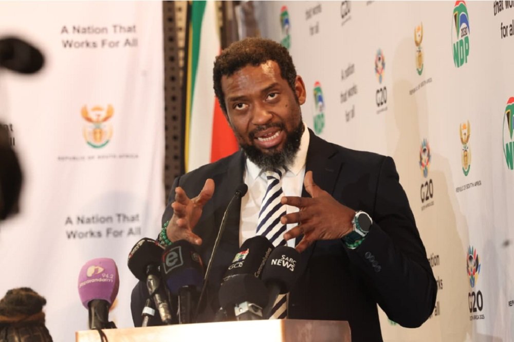 Manamela to brief media on efforts to restore stability at UFH – SABC News