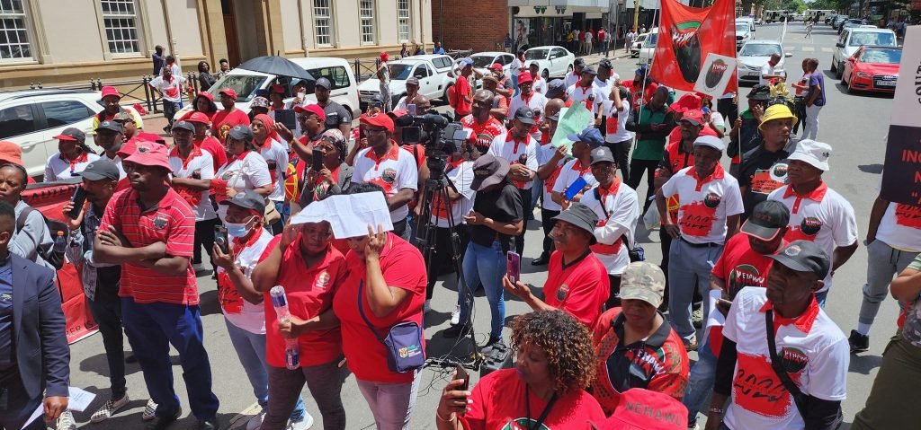 NEHAWU members march over corruption at Tembisa Hospital – SABC News