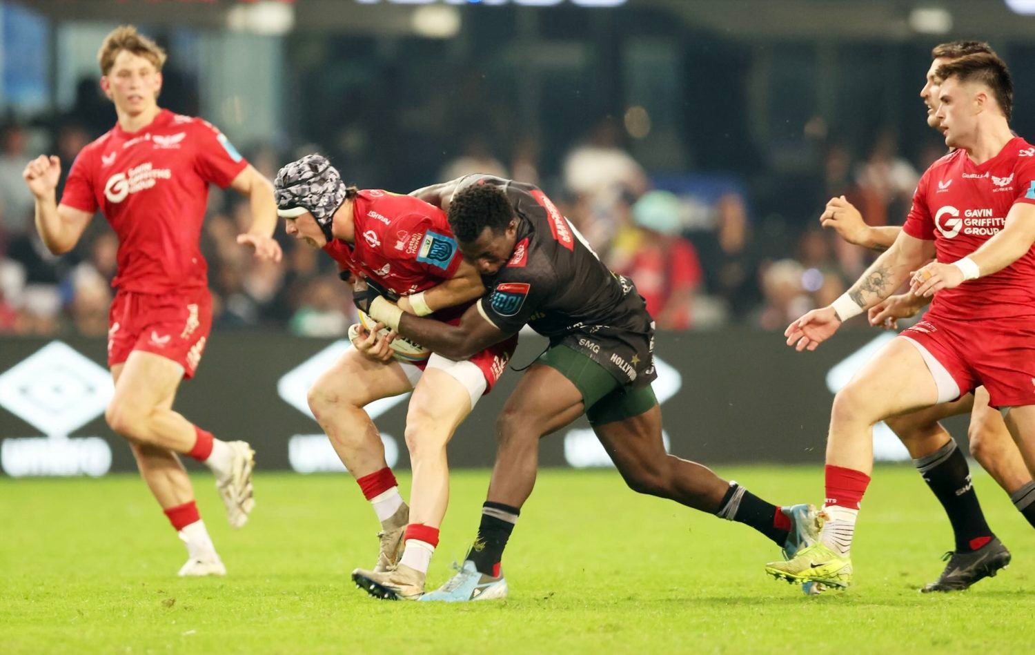 Scarlets strengthened for Sharks duel