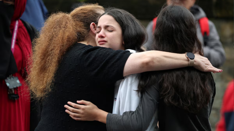Two dead in attack near UK synagogue, suspect shot by police – SABC News