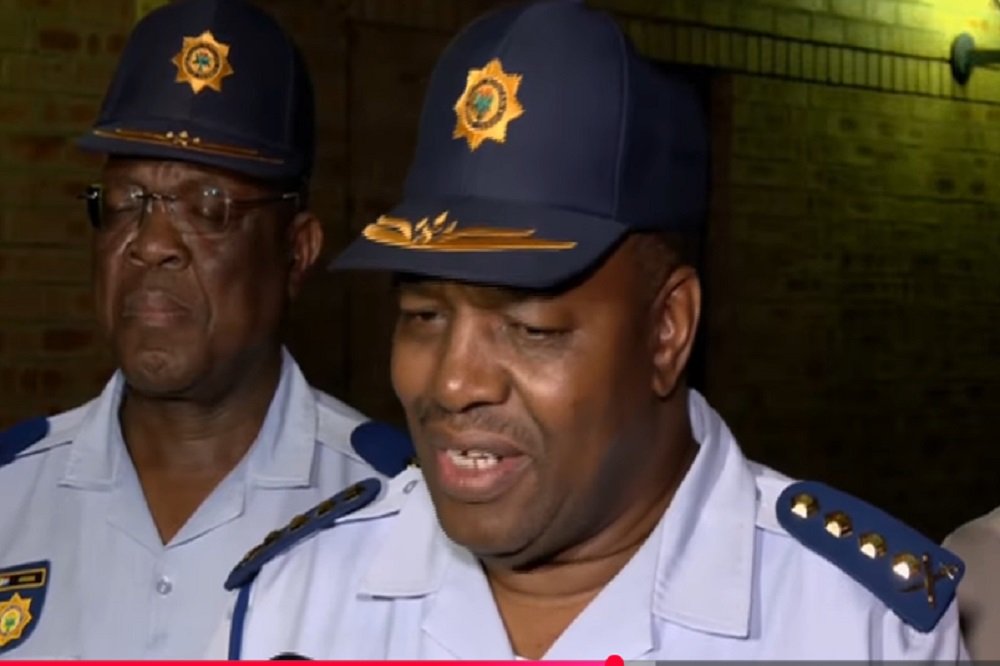 Masemola raises concerns about drug-peddling in Westbury – SABC News
