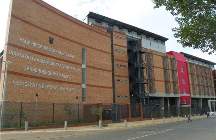 State calls witnesses as Mahungela pleads not guilty in Kluyts murder – SABC News