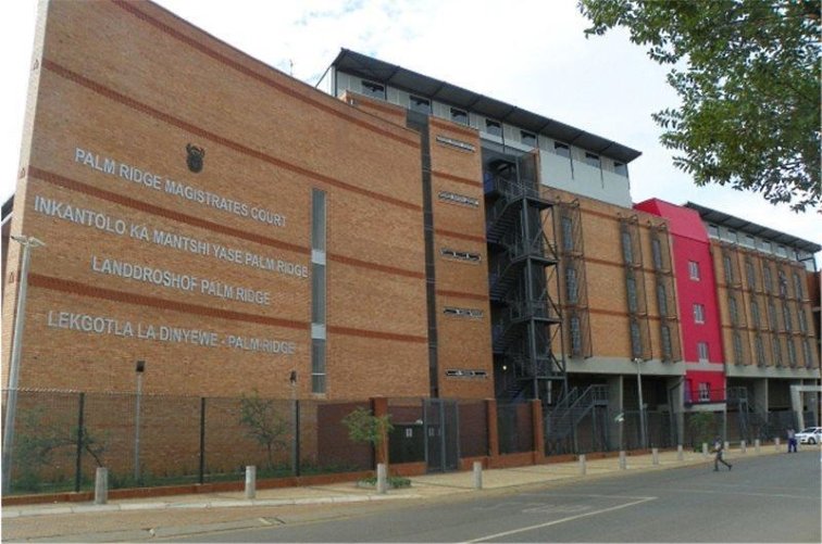 State calls witnesses as Mahungela pleads not guilty in Kluyts murder – SABC News