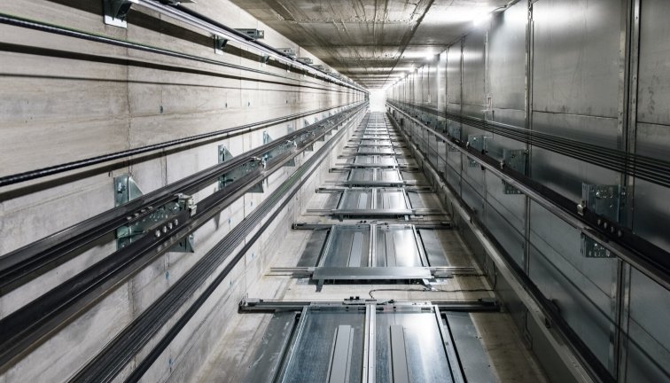 Graphic Content: Durban father considers legal action after son dies in lift accident – SABC News