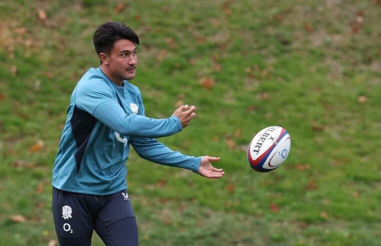 Smith starts at fullback for England