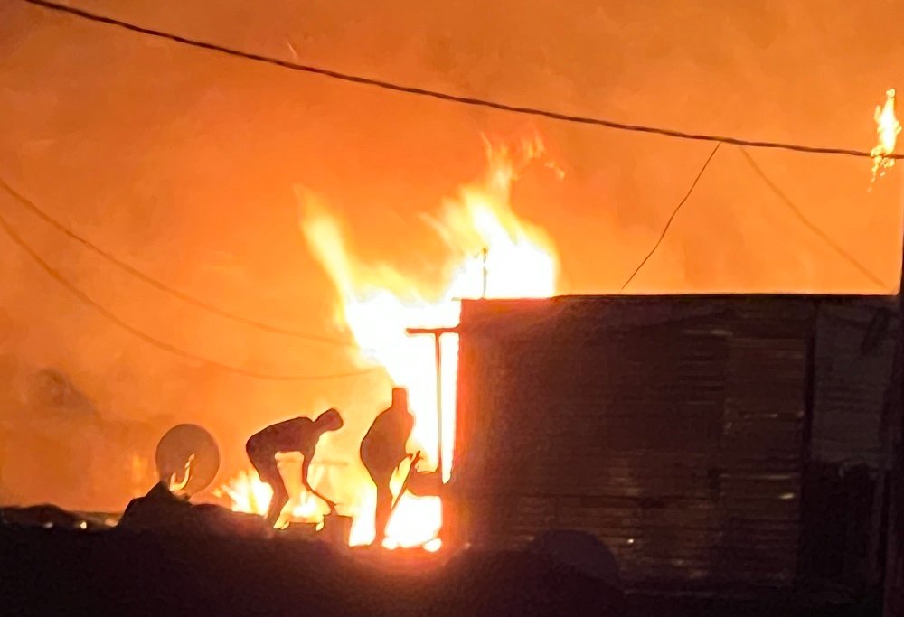200 left homeless due to fire in Hoedspruit, Limpopo