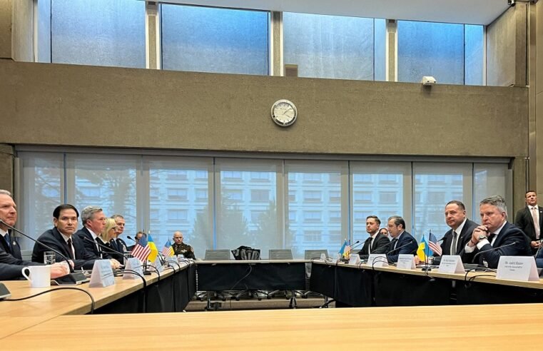 Trump accuses Ukraine of ingratitude as officials meet in Geneva – SABC News