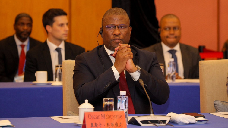 SIU to push on with Mabuyane’s Fort Hare degree scandal – SABC News